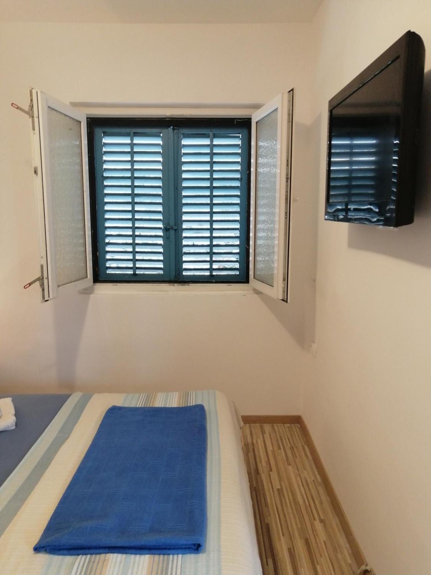 Apartments Zeljka-Dobrota Kotor Exteriör bild
